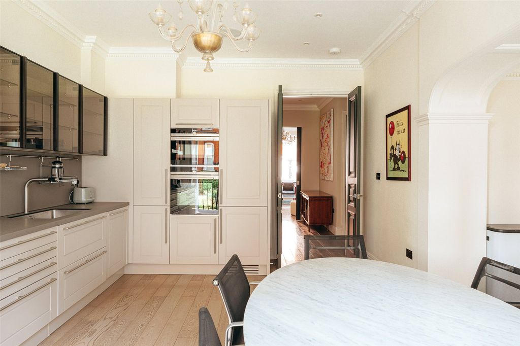Property photo 1 of 13 Kitchen