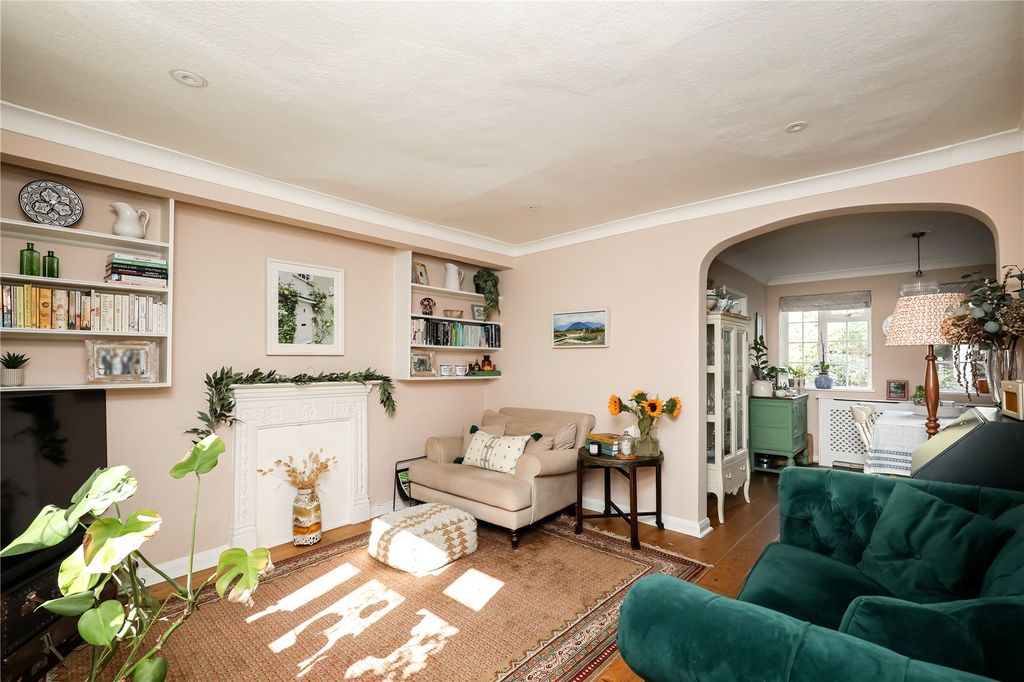 Property photo 3 of 12 Living Room