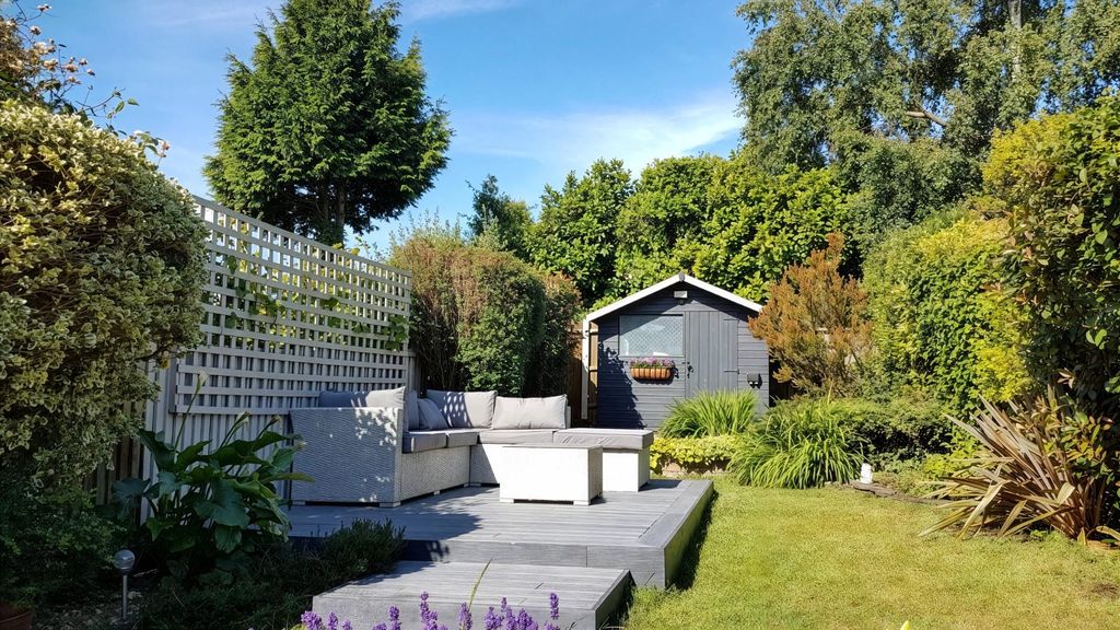 Property photo 1 of 12 Hi Res Garden.Jpg