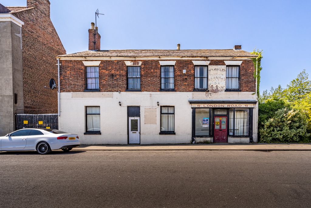 Property photo 1 of 3