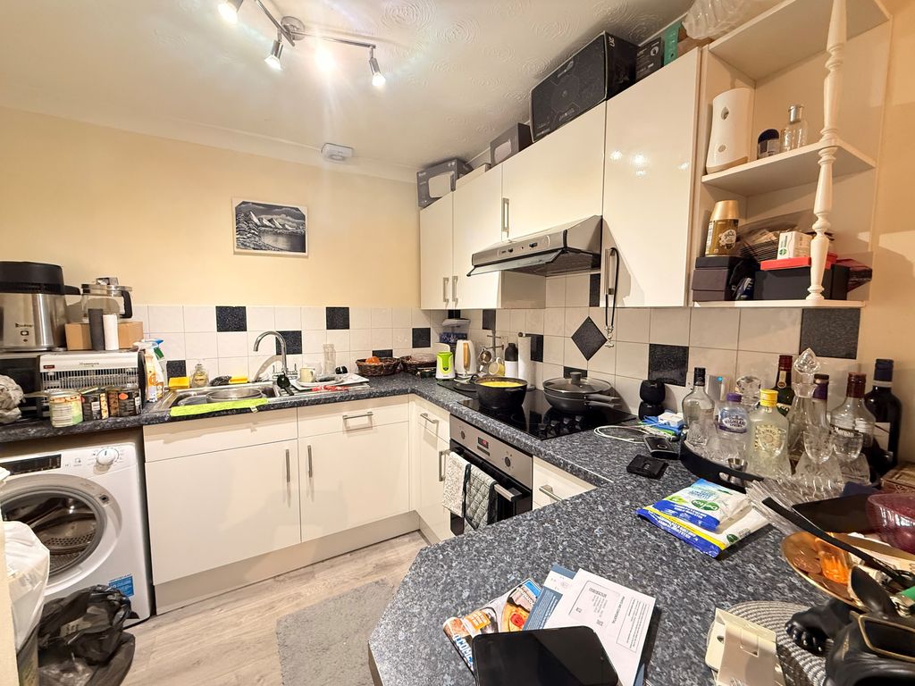 Property photo 2 of 6 Image