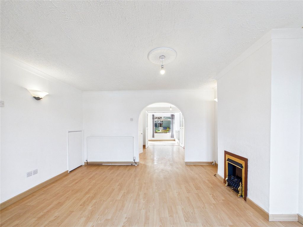 Property photo 3 of 20 Picture No. 05