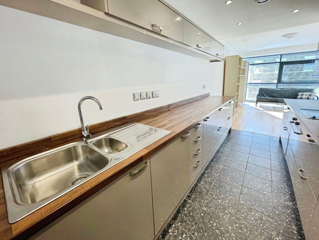 Property photo 2 of 8 Picture No. 07