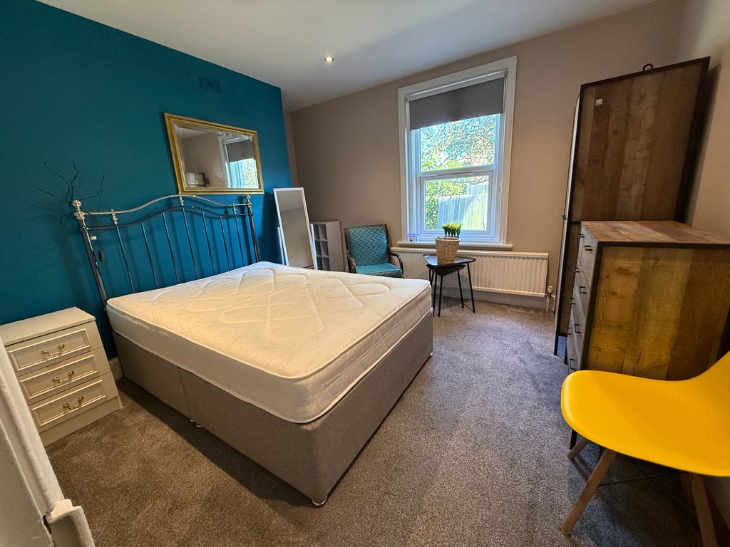 Property photo 1 of 6 Img_8544