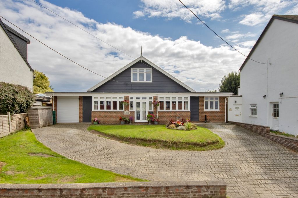 Property photo 1 of 29 External