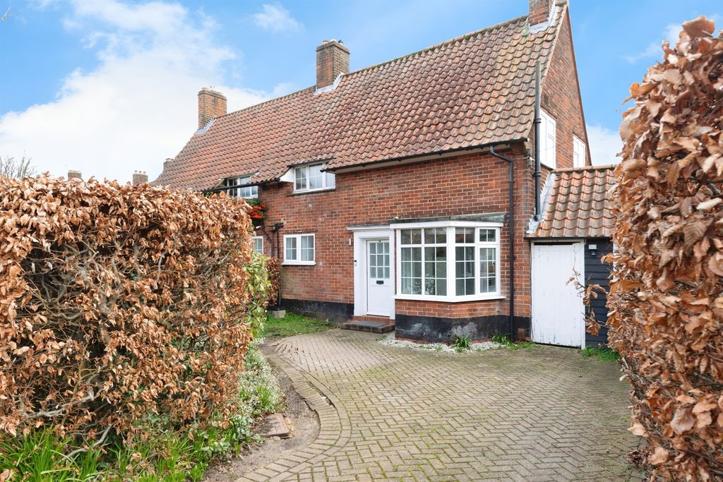 Property photo 1 of 25