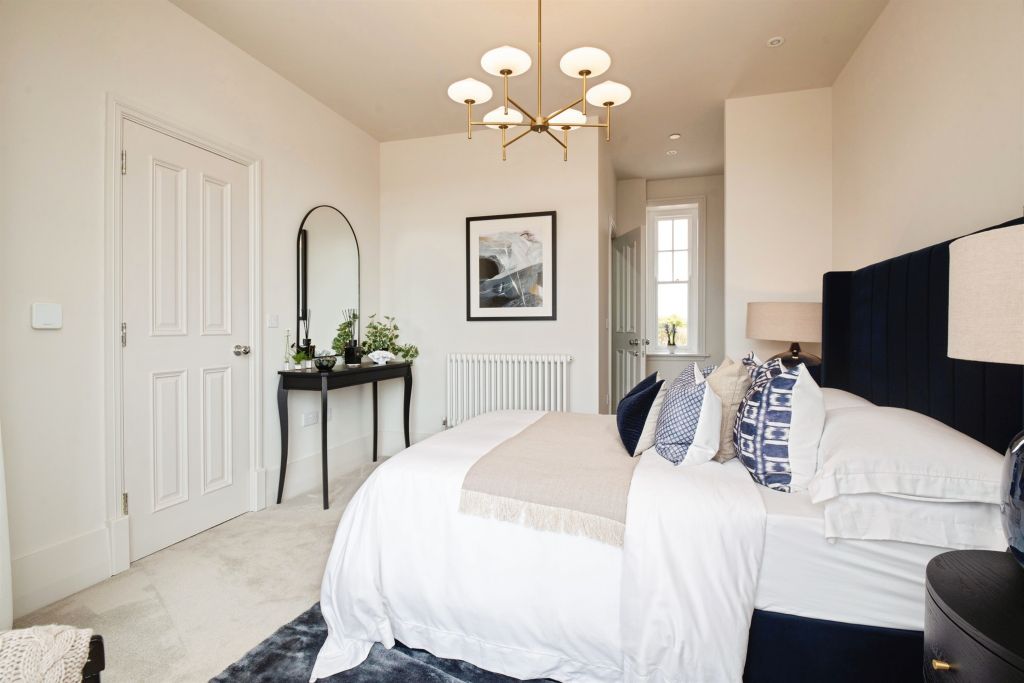 2 bed flat for saleLodge Road, Caerleon, Caerleon NP18 photo 5