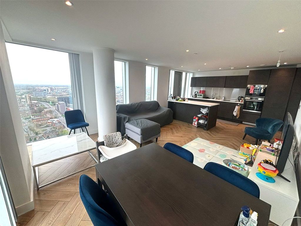 Property photo 3 of 14 Picture No. 11