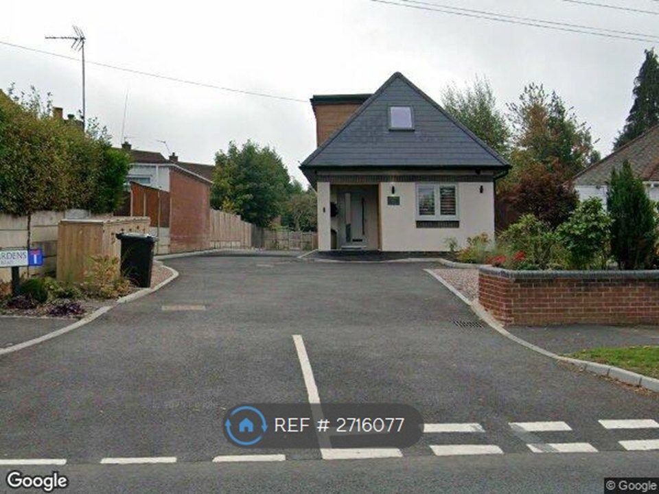 Property photo 2 of 23