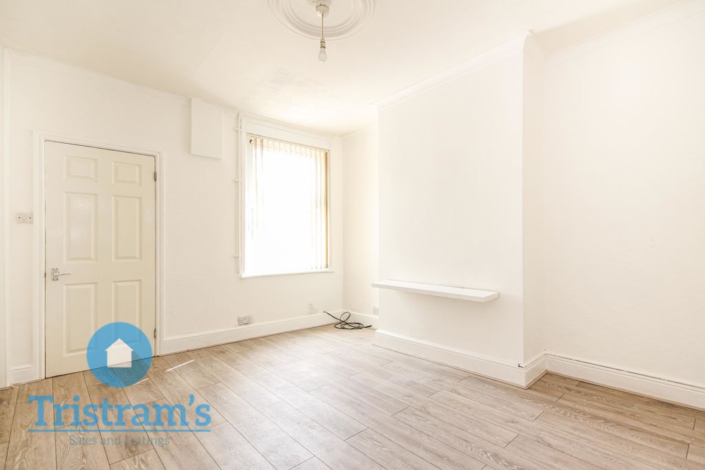 Property photo 3 of 8 Img_2697