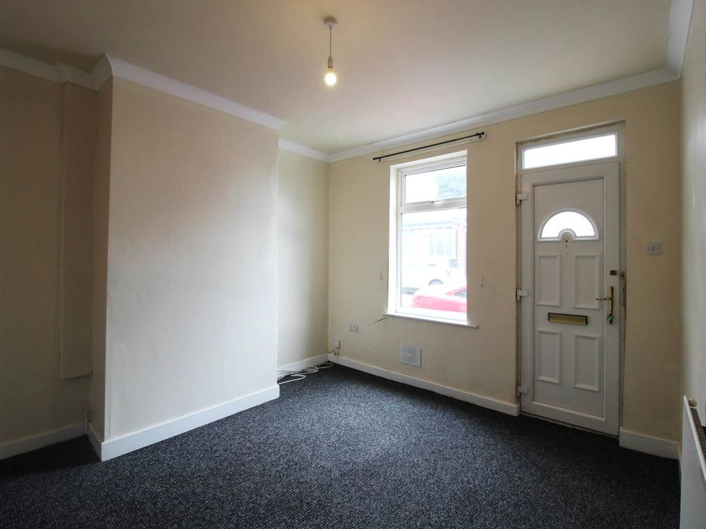 Property photo 2 of 8 2