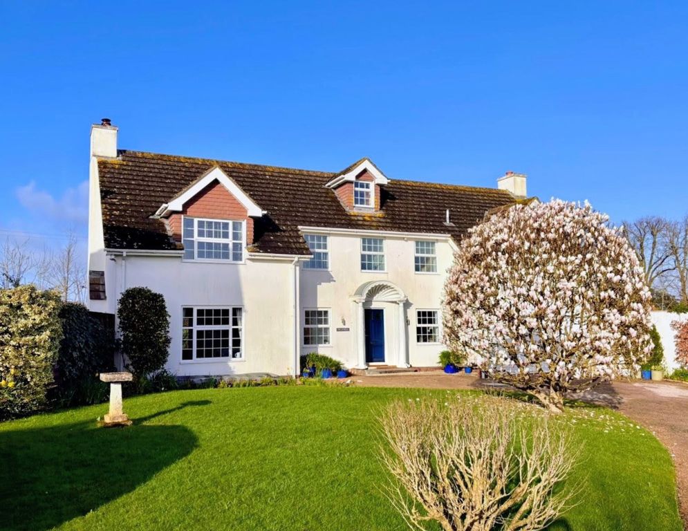 Property photo 1 of 33