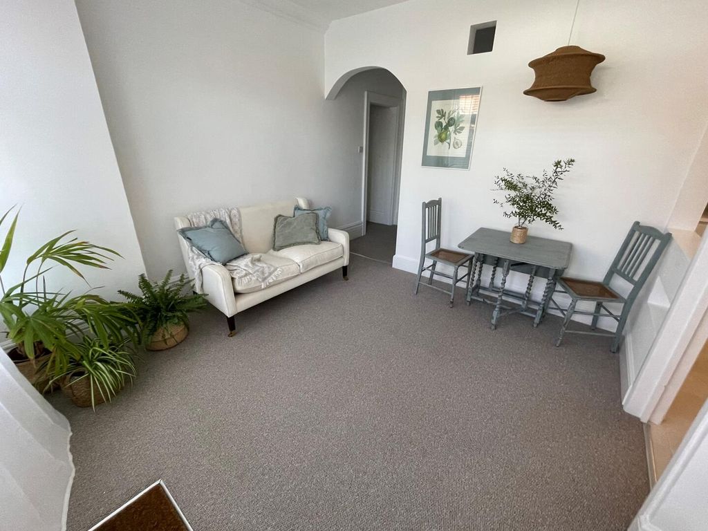 Property photo 2 of 8 Living Room