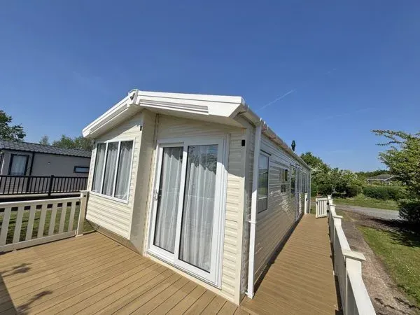 Property photo 2 of 8 7