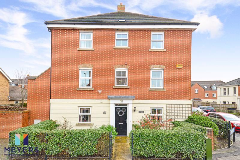 Property photo 1 of 16 Photo 9
