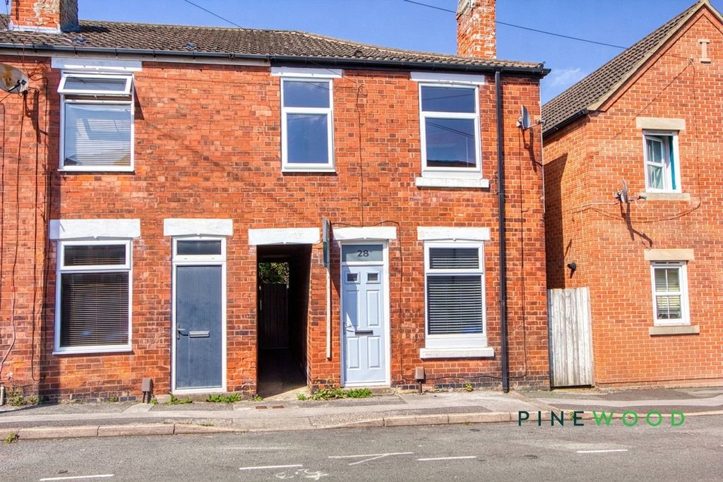 Property photo 1 of 15 Front