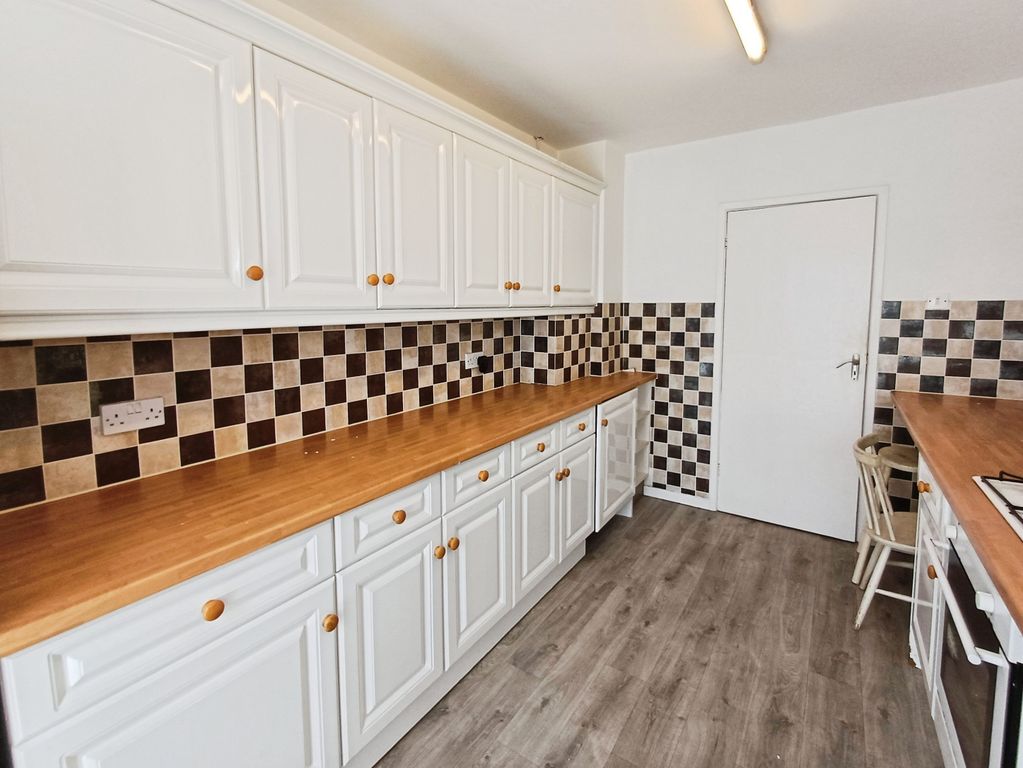 Property photo 2 of 16 9E1Af59A-20260325_150638