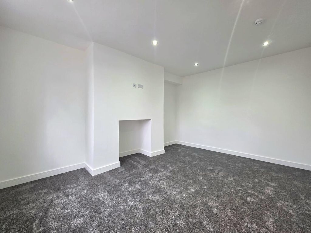 Property photo 2 of 13 Living Room