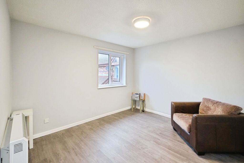 Property photo 2 of 18 Pbox-Img.Jpg