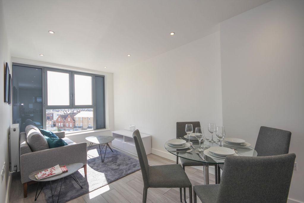 Property photo 1 of 6 Exterior