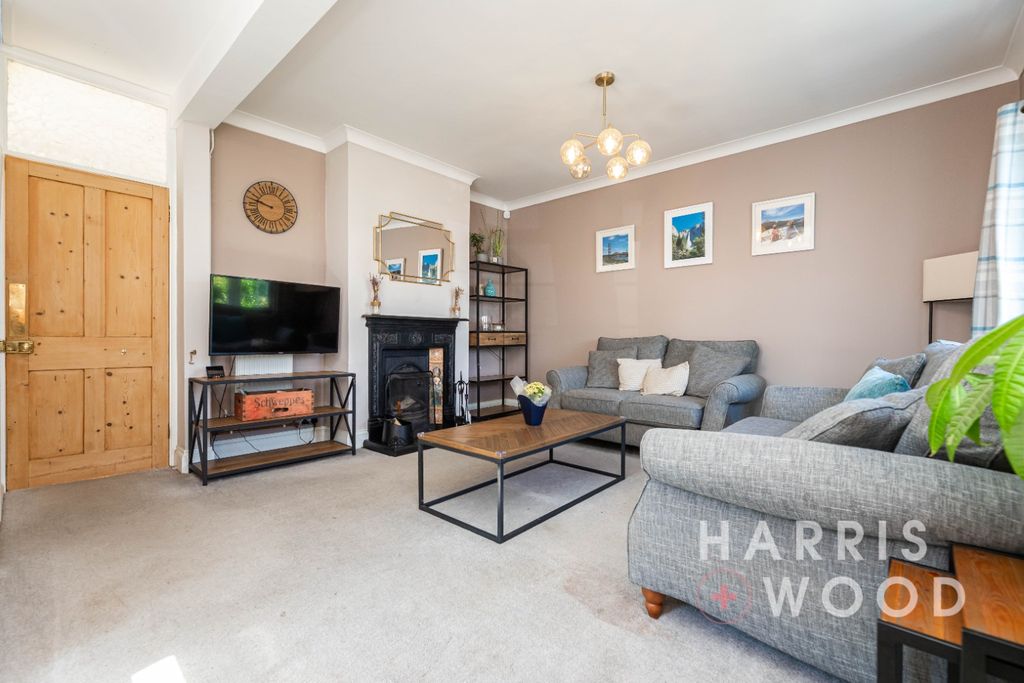 Property photo 3 of 53 4089153