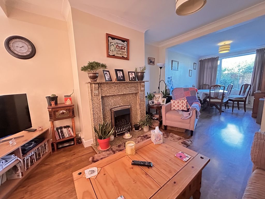 Property photo 2 of 15 Img_4853
