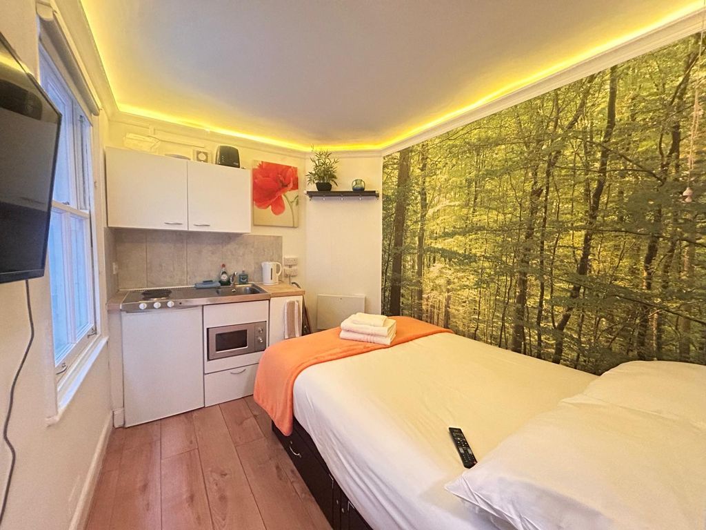 Property photo 2 of 6 Image