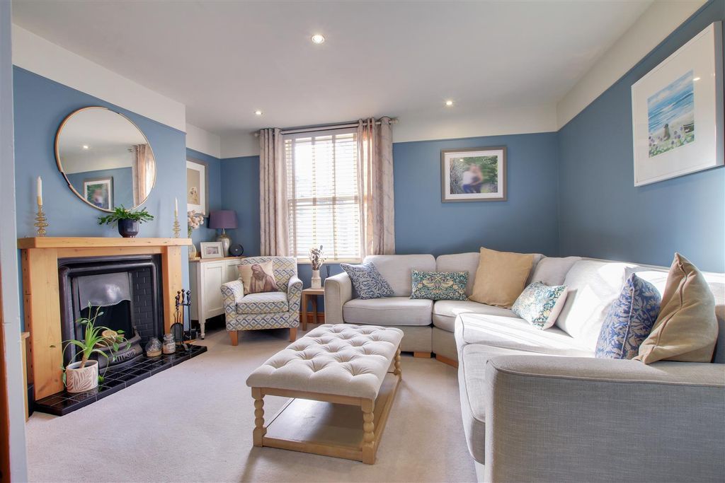 Property photo 3 of 32 Img_6145-Img_6147.Jpg