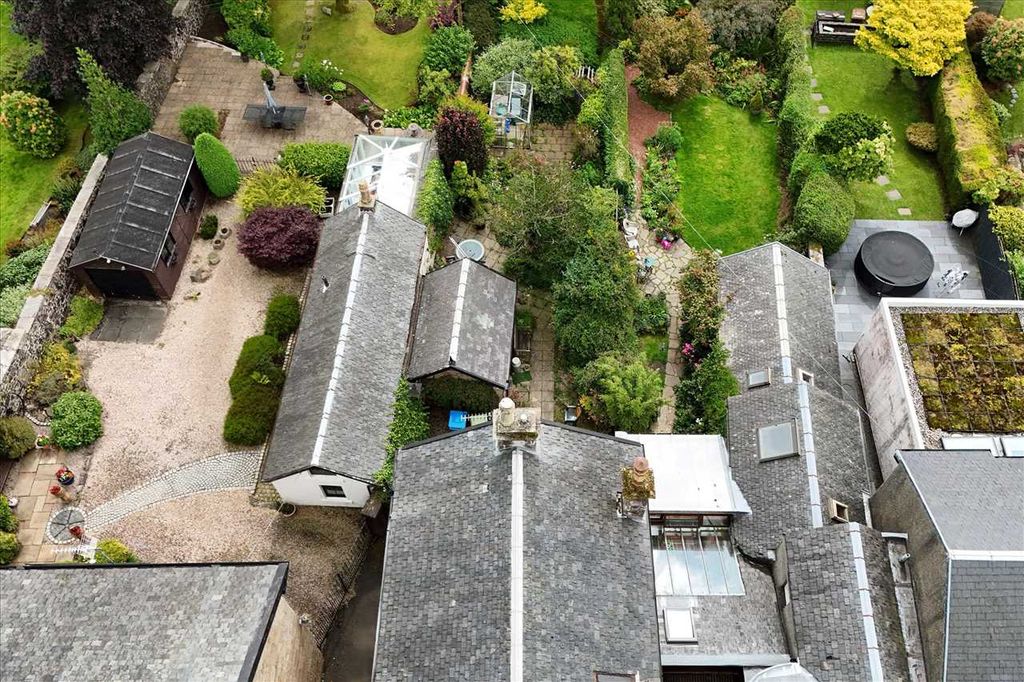 Property photo 2 of 5 Rear Garden