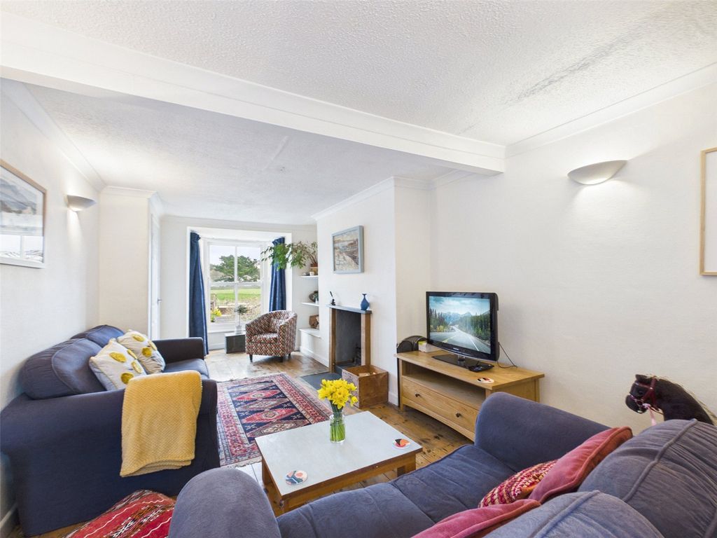 Property photo 3 of 15 Picture No. 06