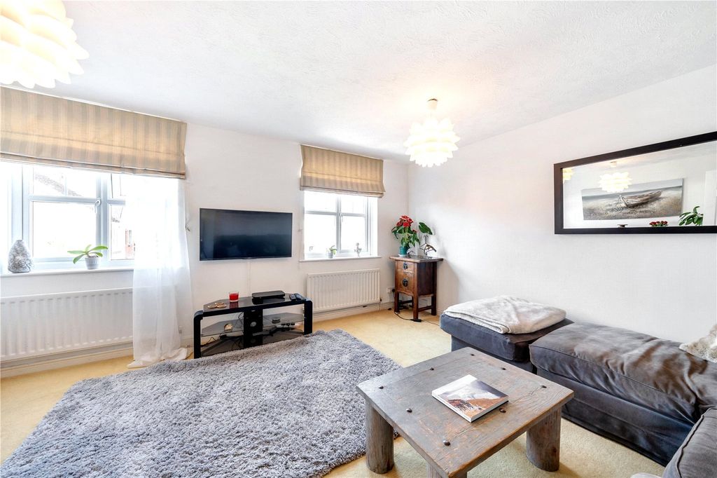 Property photo 2 of 12 Picture No. 04