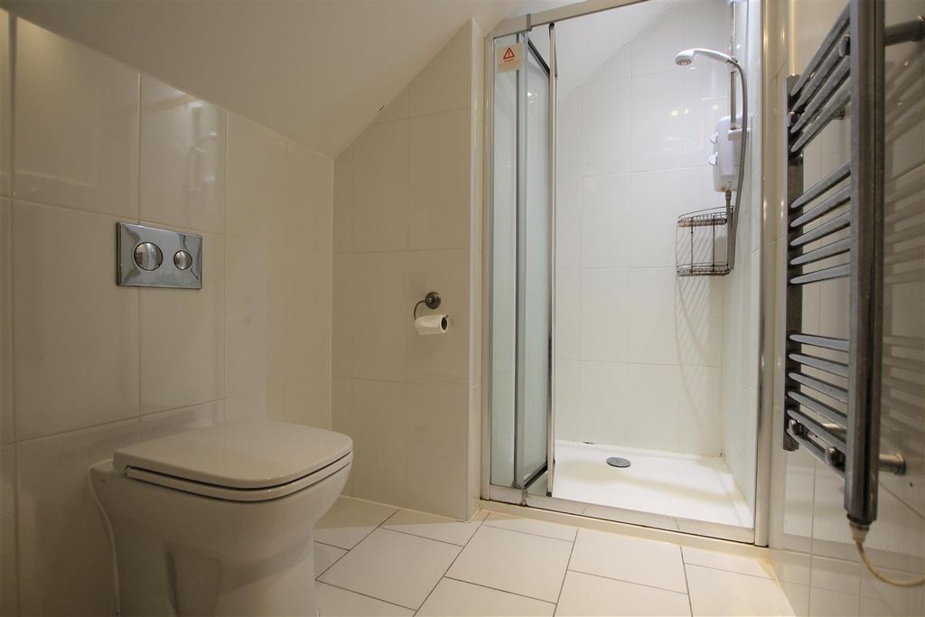 Property photo 3 of 7 Tbx7Qhaca0Illyukyvsidg.Jpeg