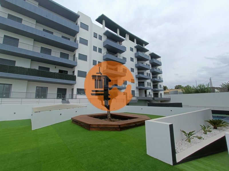 Property photo 2 of 37