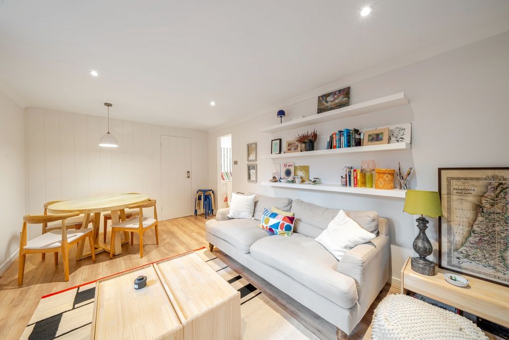 Property photo 3 of 24 1353897-6-68c157d...