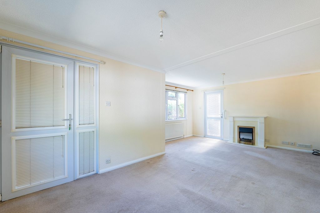 Property photo 2 of 11 Living /Dining Room