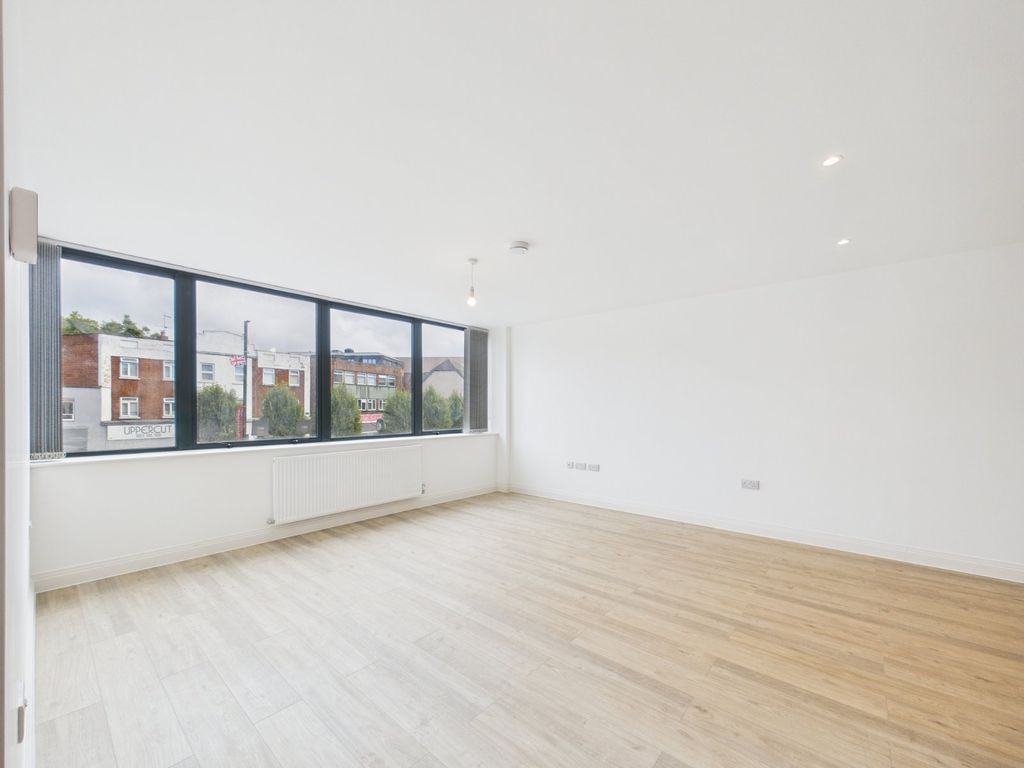 Property photo 3 of 9 Picture No. 15