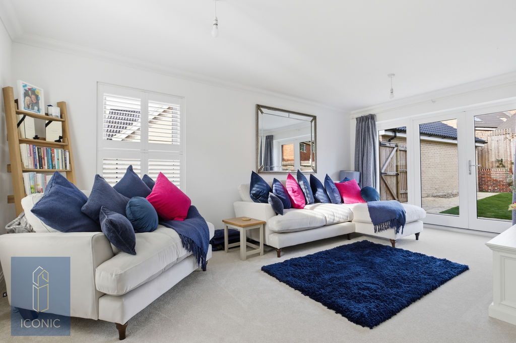 Property photo 2 of 17 Photo 7