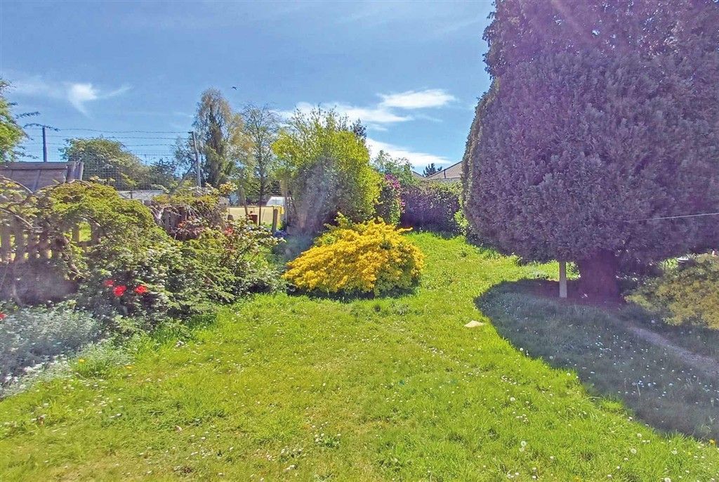 Property photo 2 of 5