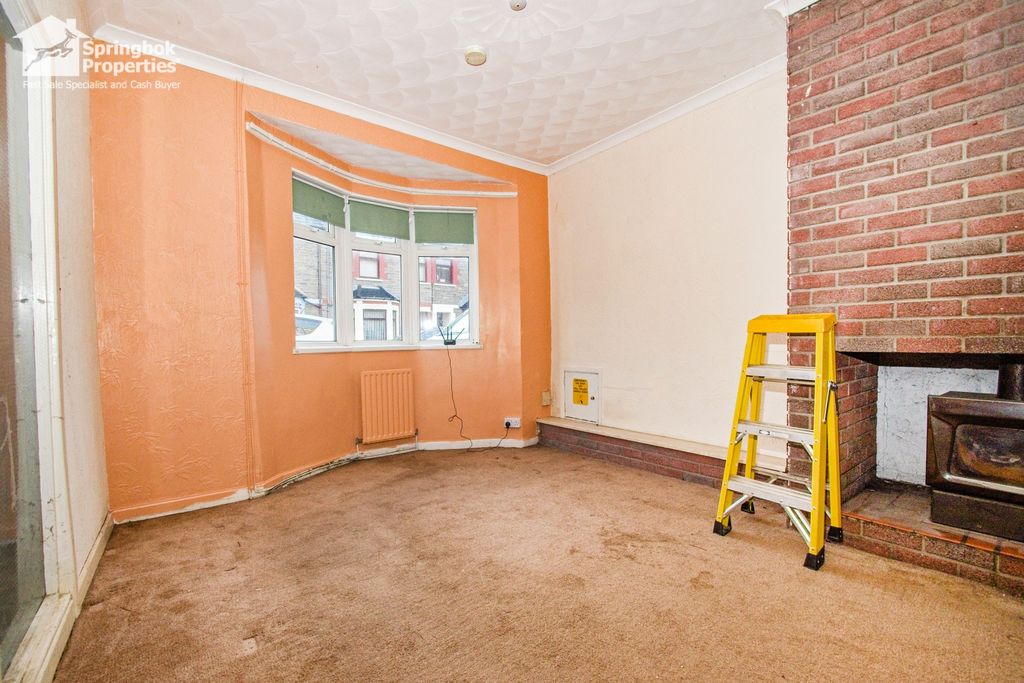 Property photo 2 of 18 Image 2