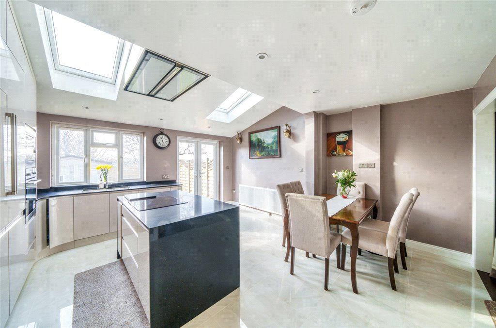 Property photo 2 of 16 Picture No. 10