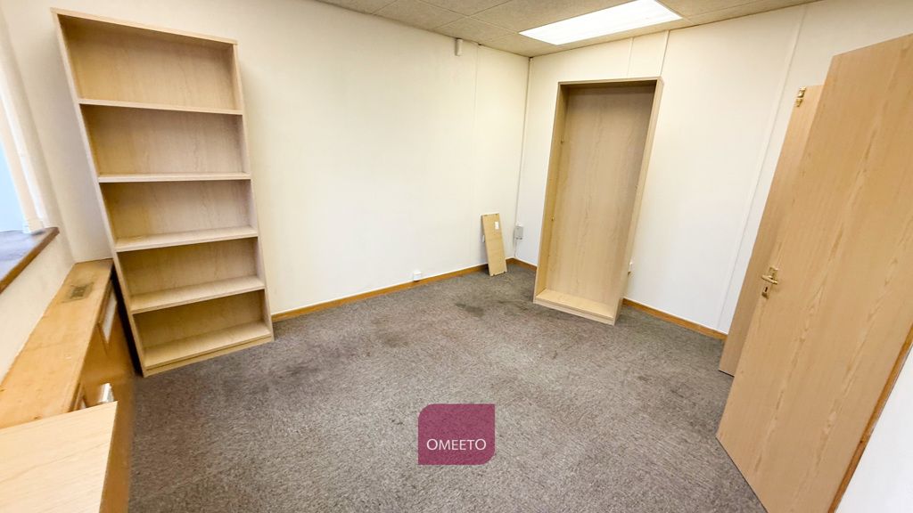 Property photo 3 of 7 Office In Derby