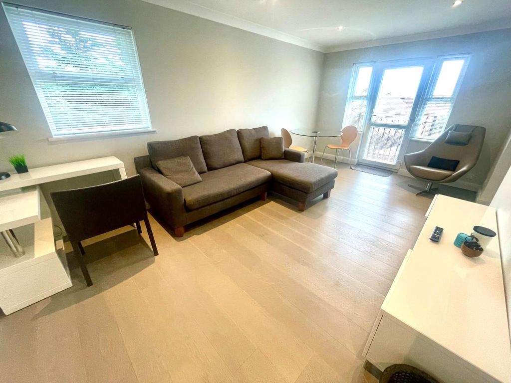 Property photo 2 of 11 Living Room.Jpg