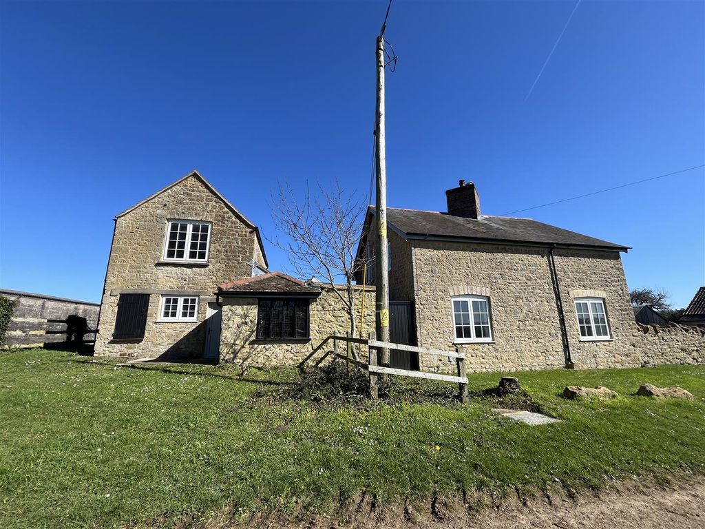 Property photo 2 of 20 Front Exterior