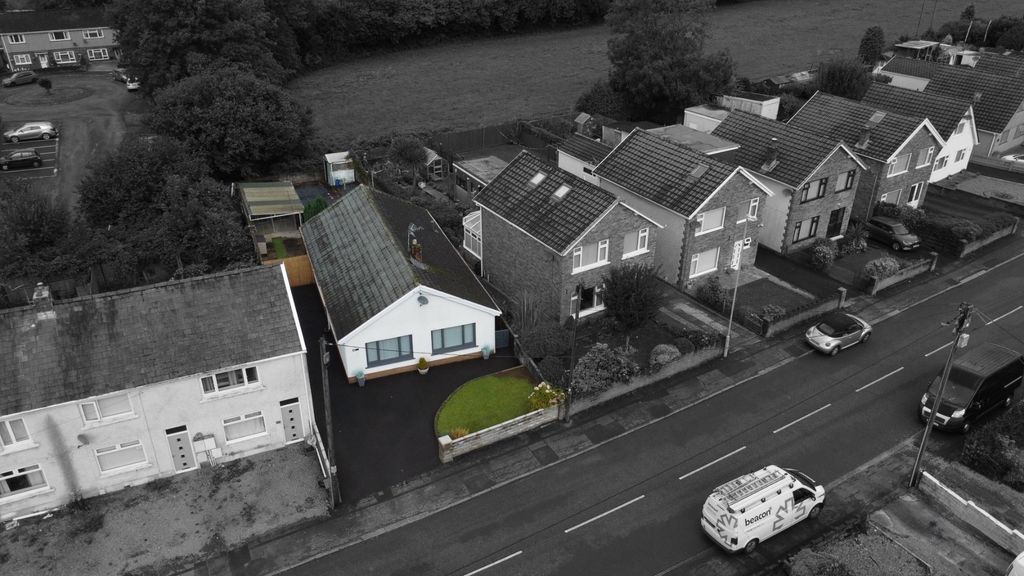 Property photo 1 of 31 4461851