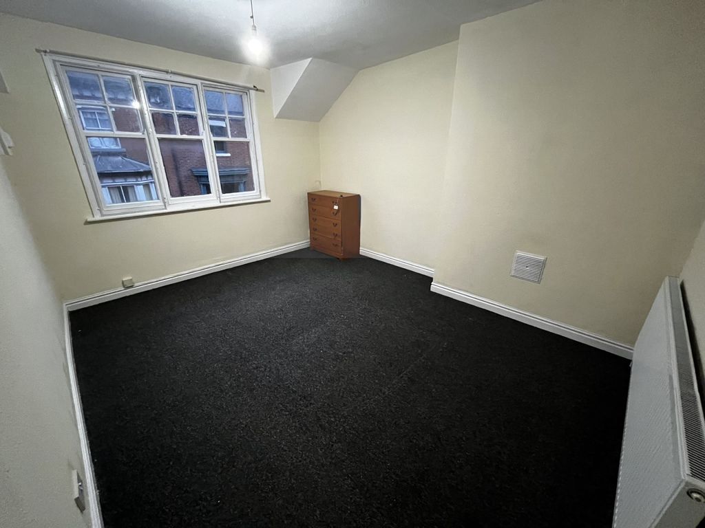 Property photo 2 of 4 Photo 4