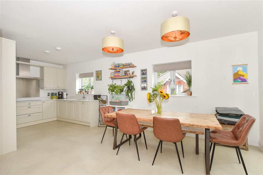 Property photo 3 of 16 Kitchen/Diner