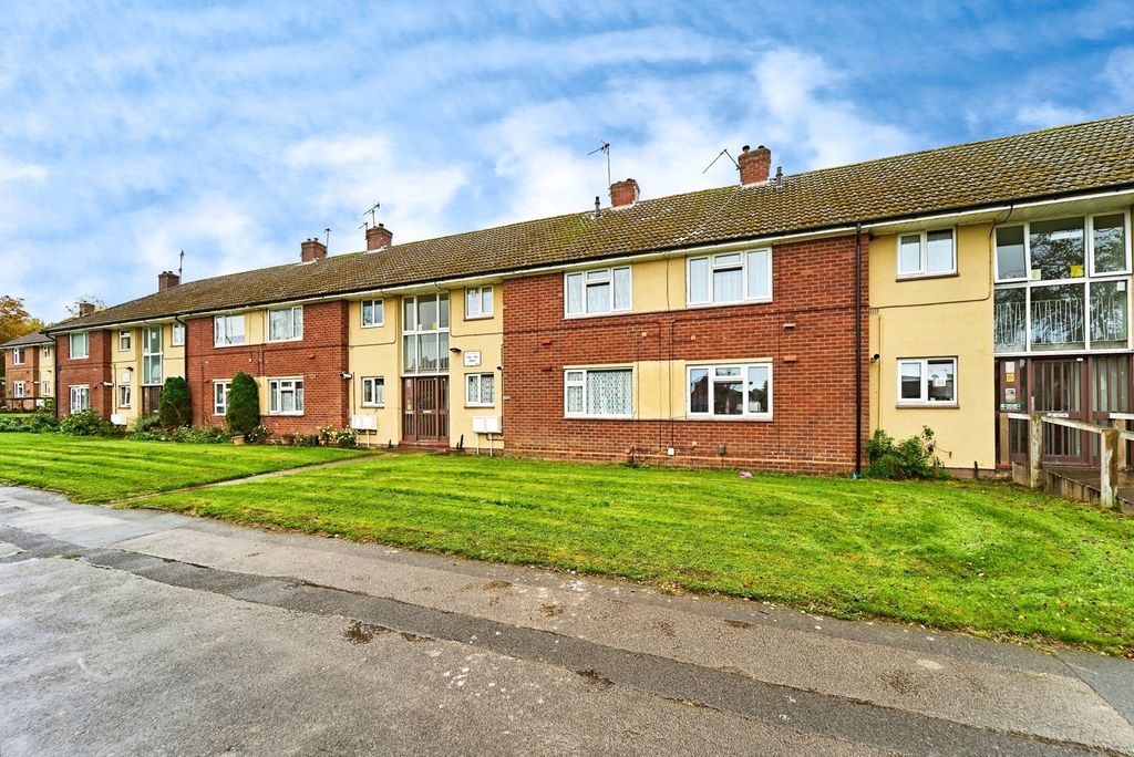 Property photo 3 of 16 Photo