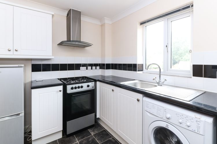 Property photo 2 of 6 64721