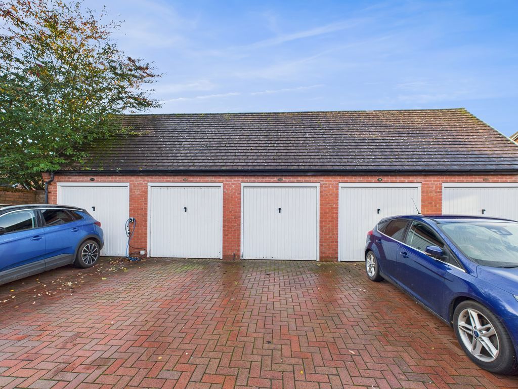 Property photo 2 of 18 Photo 14