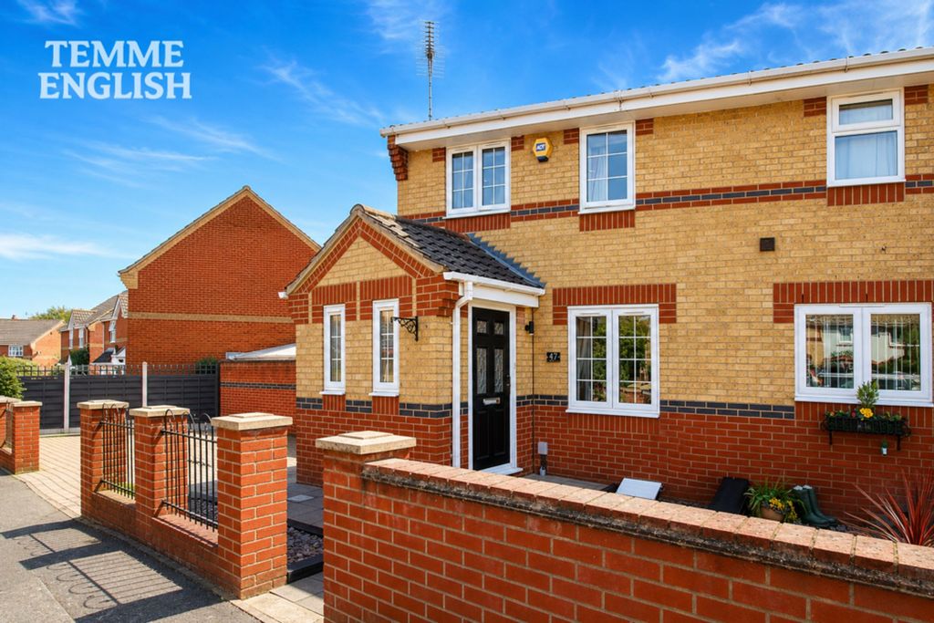 Property photo 1 of 31